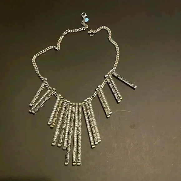 Aldo Exaggerated Fashionable Luxury Rhinestones statement necklace - Picture 1 of 1